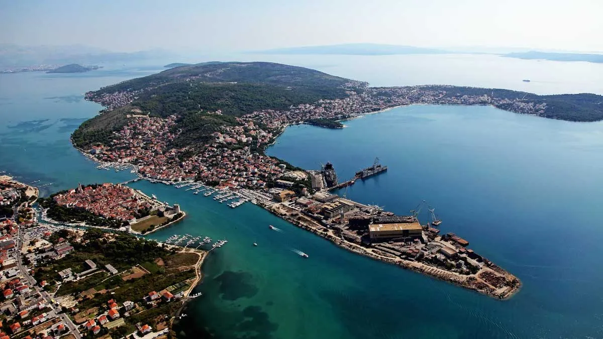 Taxi transfer to Čiovo, Croatia